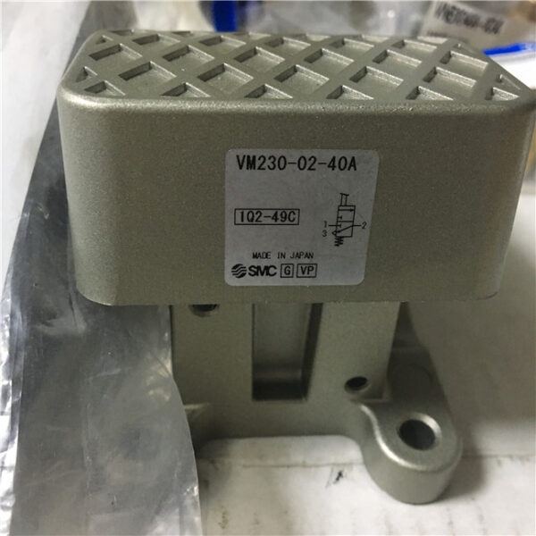VM230-02-40A, SMC, Stock, Foot Pedal Valve