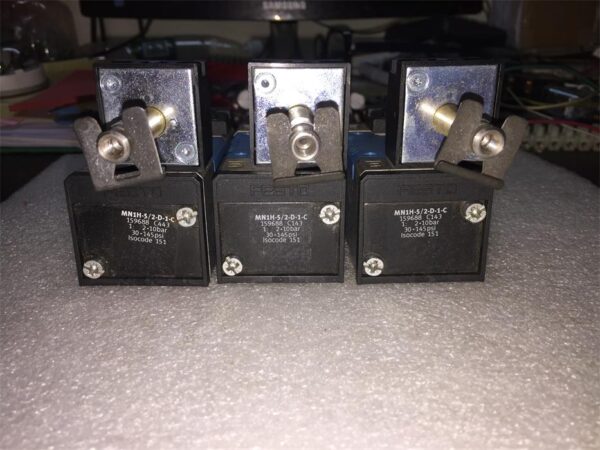 MN1H-5/2-D-1-C, 159688, Festo, Stock, Solenoid Valve, Used - 图片 2