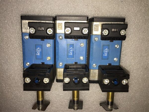MN1H-5/2-D-1-C, 159688, Festo, Stock, Solenoid Valve, Used - 图片 3