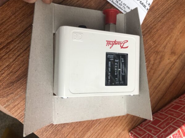 Stock, DANFOSS KP1 060-110366, Pressure Switch, New - 图片 2