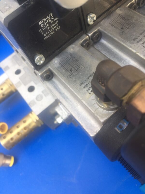Stock, Festo, MFH-5/2-D-1-FR 151016 + 35966=1 set, Used, Solenoid Valve - 图片 5