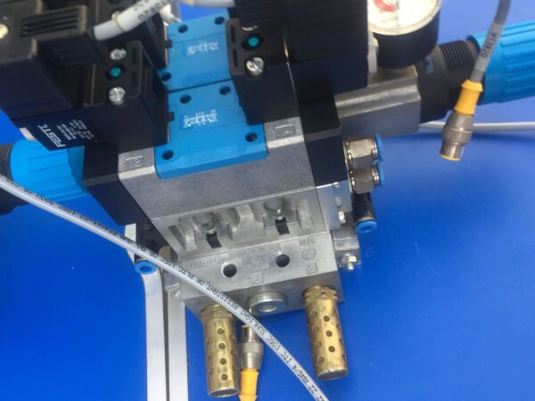 Stock, Festo, MFH-5/3E-D-1-S-C 152565 + 35966=1 set, Used, Solenoid Valve - 图片 3