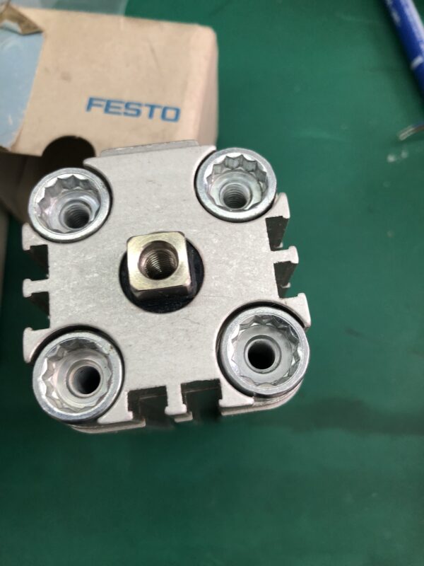 Stock, Festo, ADVULQ-32-40-P-A, 156708, Cylinder, New - 图片 3