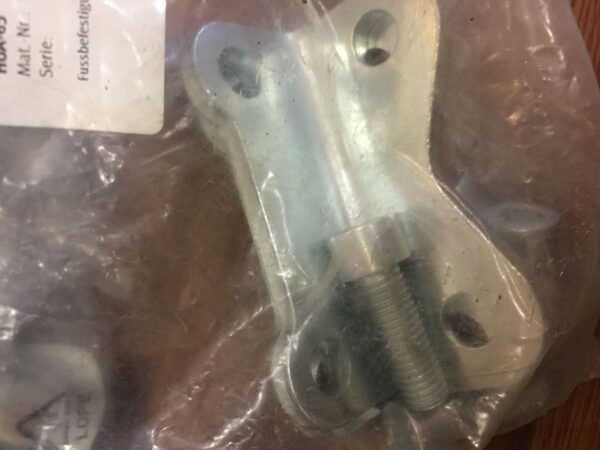 Stock, Festo, HUA-63, 157315, Foot Mounting Bracket - 图片 3