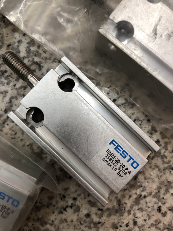 Stock, Festo, DMM-20-10-P-A, 158522, Cylinder, New, Old inventory