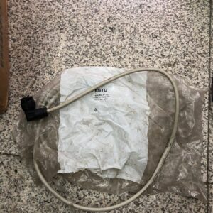 Stock, Festo, KMPPE-B-2,5  161879, Sensor Cable, New