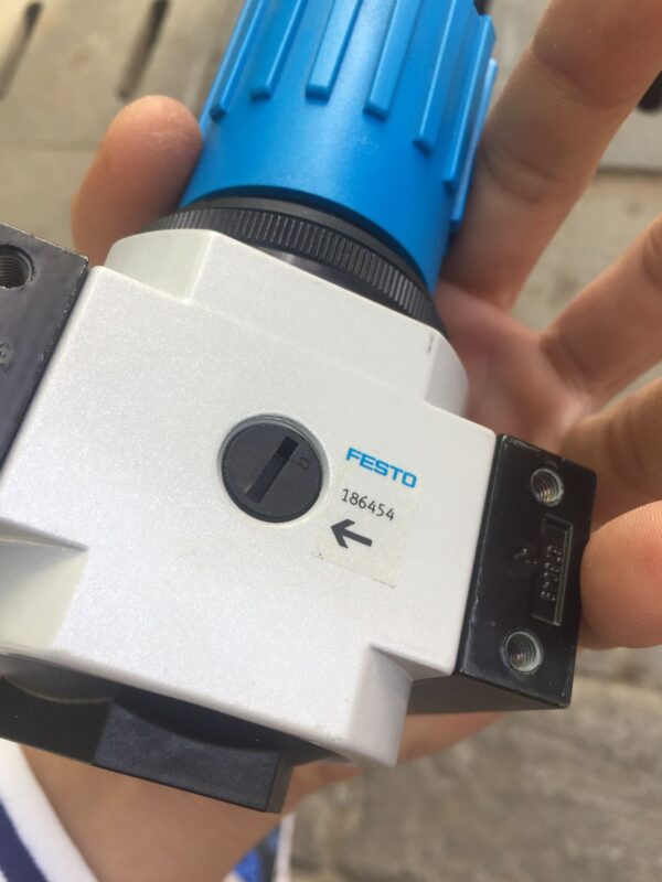 Stock, Festo, LR-D-7-MIDI, 186454, Filter Regulator, New - 图片 3