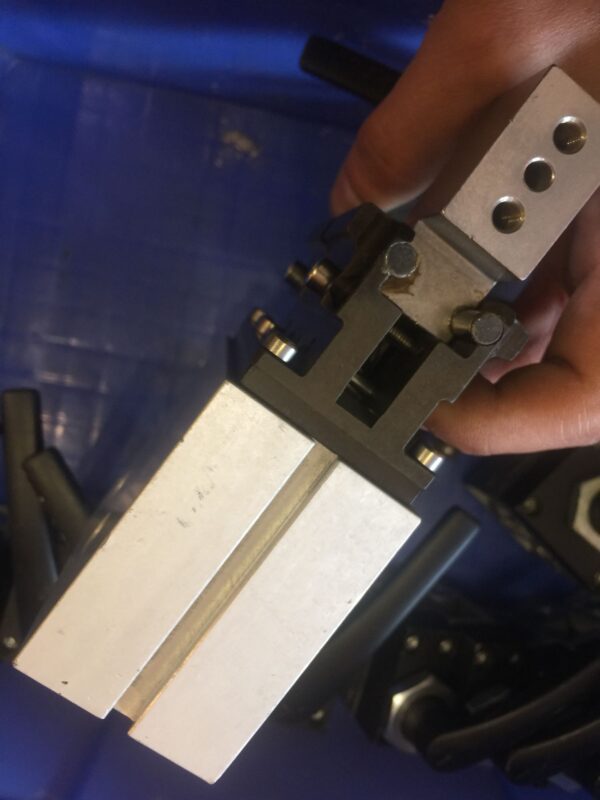 Stock, Festo, HGP-35-A-B, 197551, Parallel Gripper, Refurbished - 图片 4