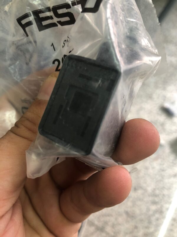 Excess Stock, Festo, PEV, 208281, Connector/Plug, 3Pin, New - 图片 2