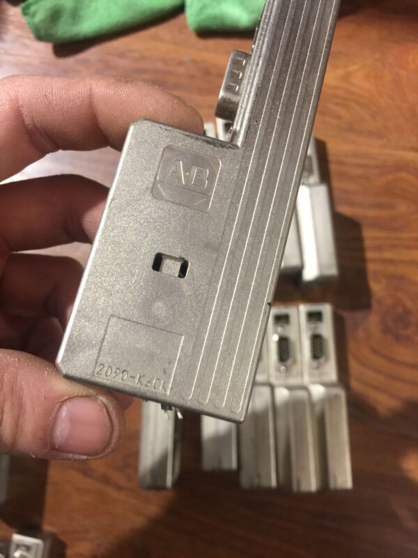 Stock, Allen-Bradley, 2090-K6CK-D15M,  Connector, Used