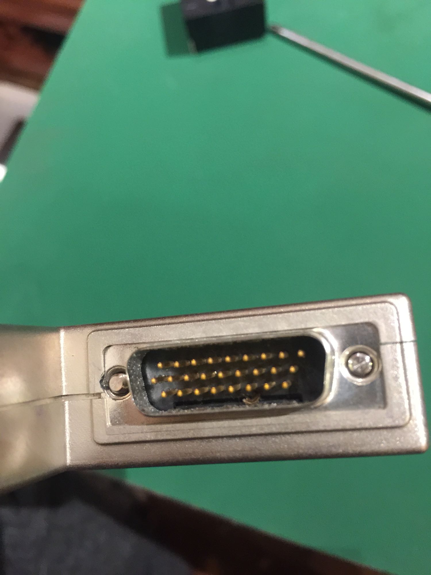 Stock, Allen-Bradley, 2090-K6CK-D26M,  Connector, Used - 图片 3