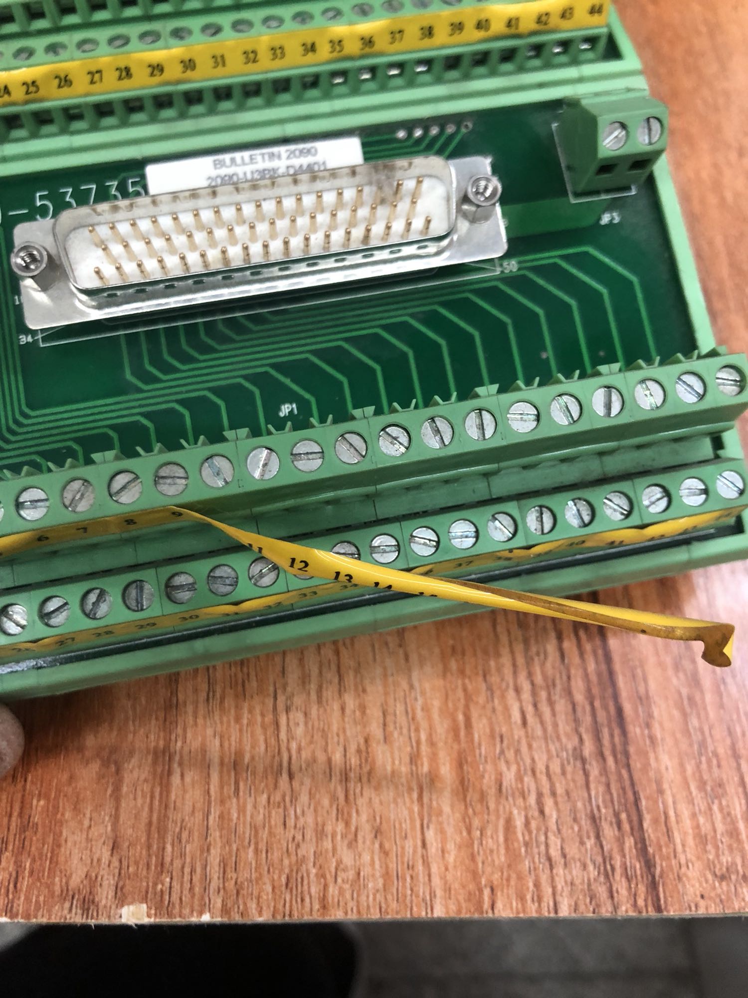 Stock, Allen-Bradley, 2090-U3BK-D4401, Terminal, Used - 图片 2