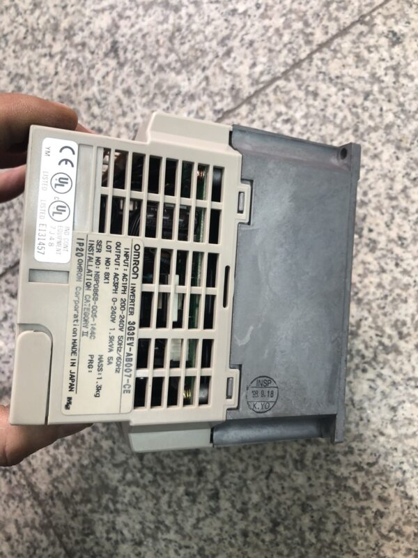 Stock, Omron, Inverter, 3G3EV-AB007-CE 220V 0.75KW, Used - 图片 2
