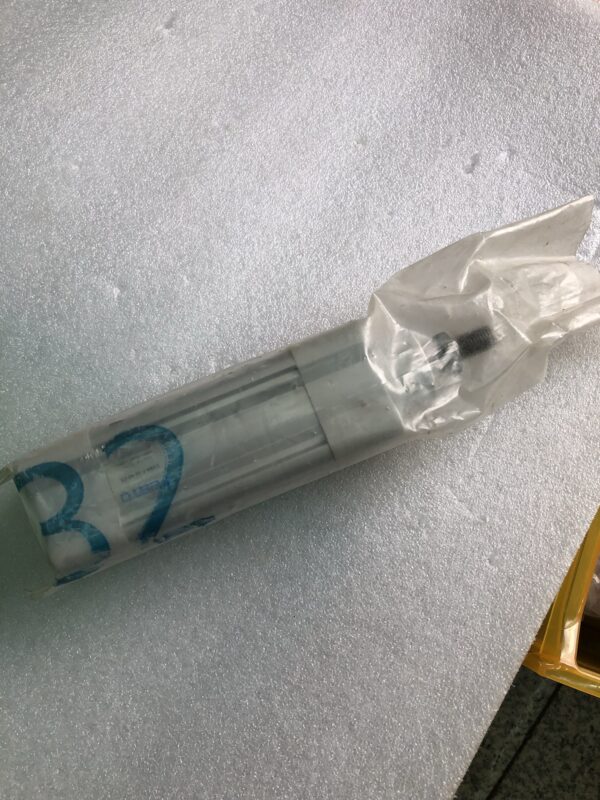 Stock, Festo, DSBA-F-32-40-CA, 544554, Cylinder, New - 图片 2