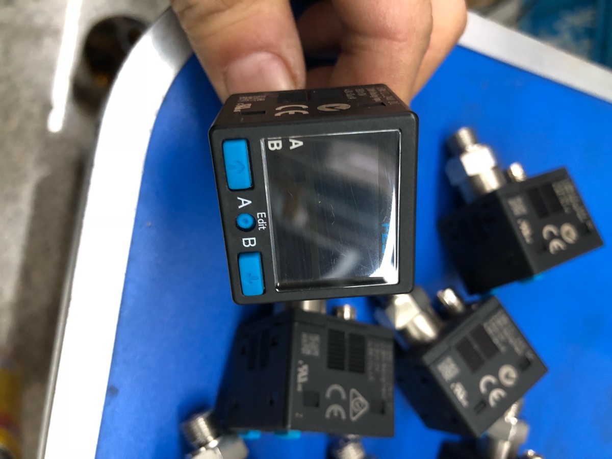 Stock, Festo, SPAB-P10R-G18-PB-M8, 553164, Pressure Sensor, Used - 图片 5