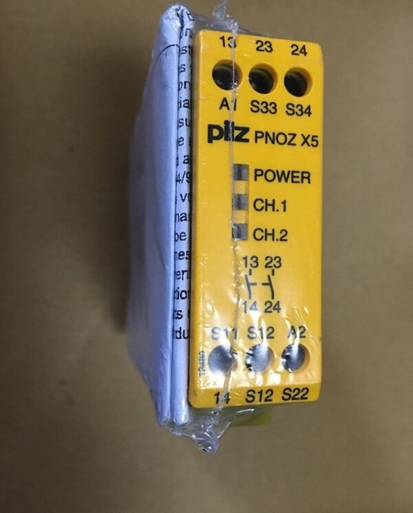 Stock, Pilz, 774325, PNOZ X5 24VDC, New