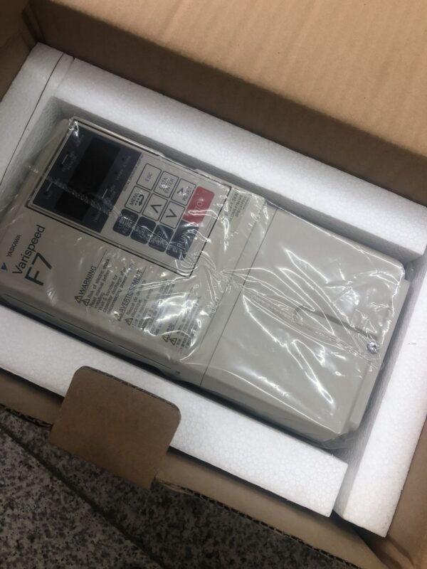 Stock, Yaskawa, Vari Speed F7, CIMR-F7B41P5, New - 图片 2