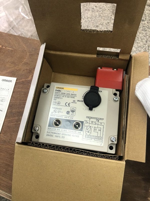 Stock, Omron, D4BL-1CRA-A, New