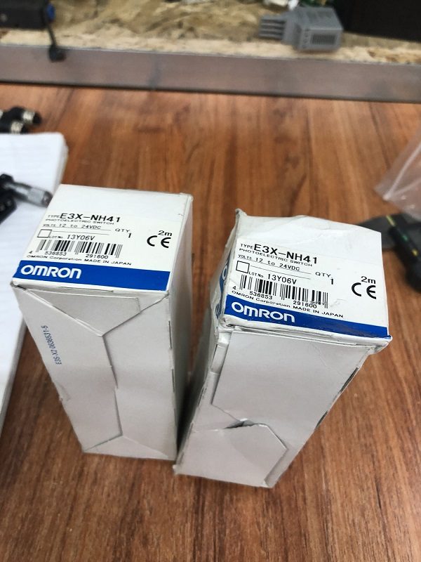 Stock, Omron, E3X-NH41, Sensor, New