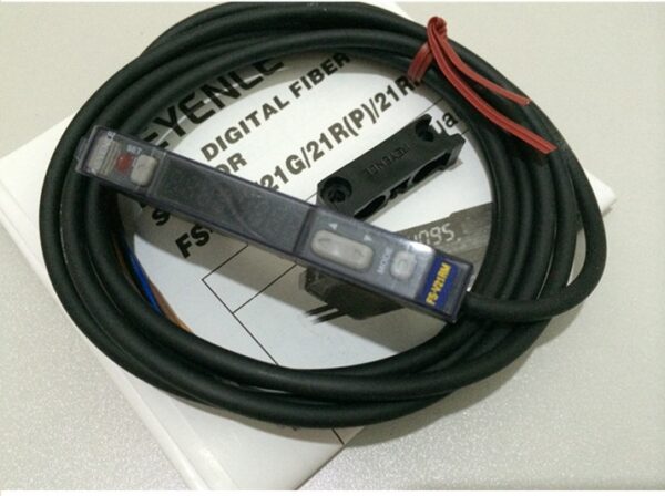 Stock, Keyence, FS-V21RM, Sensor, New