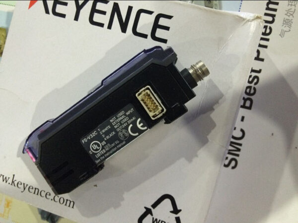 Stock, Keyence, FS-V32C, Sensor, New