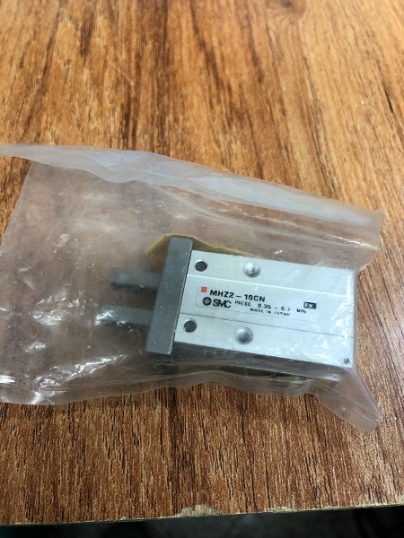 Stock, SMC, MHZ2-10CN, Cylinder, Gripper, New