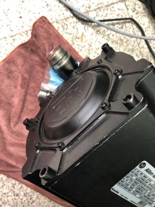 Stock, Allen-Bradley, MPL-B640F-SJ72AA, Used - 图片 3