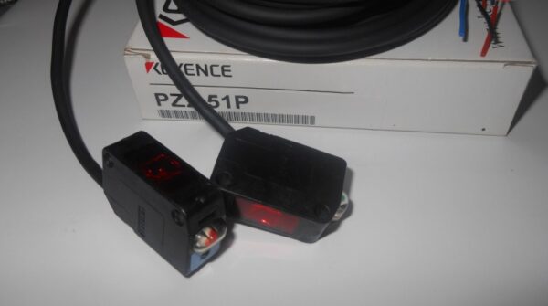Stock, Keyence, PZ2-51P (PZ2-51T+PZ2-51R), Sensor, New