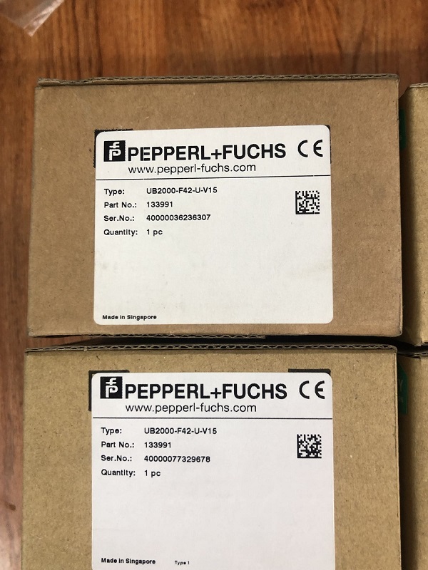 Stock, Pepperl+Fuchs, UB2000-F42-U-V15, Sensor, New