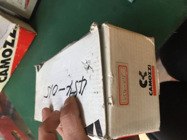 Stock, Camozzi, 454-015, New - 图片 3