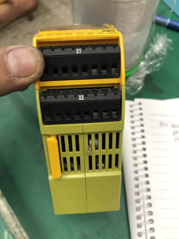 Stock, PNOZ  S30  24-240VACDC,  750330, Refurbished - 图片 4