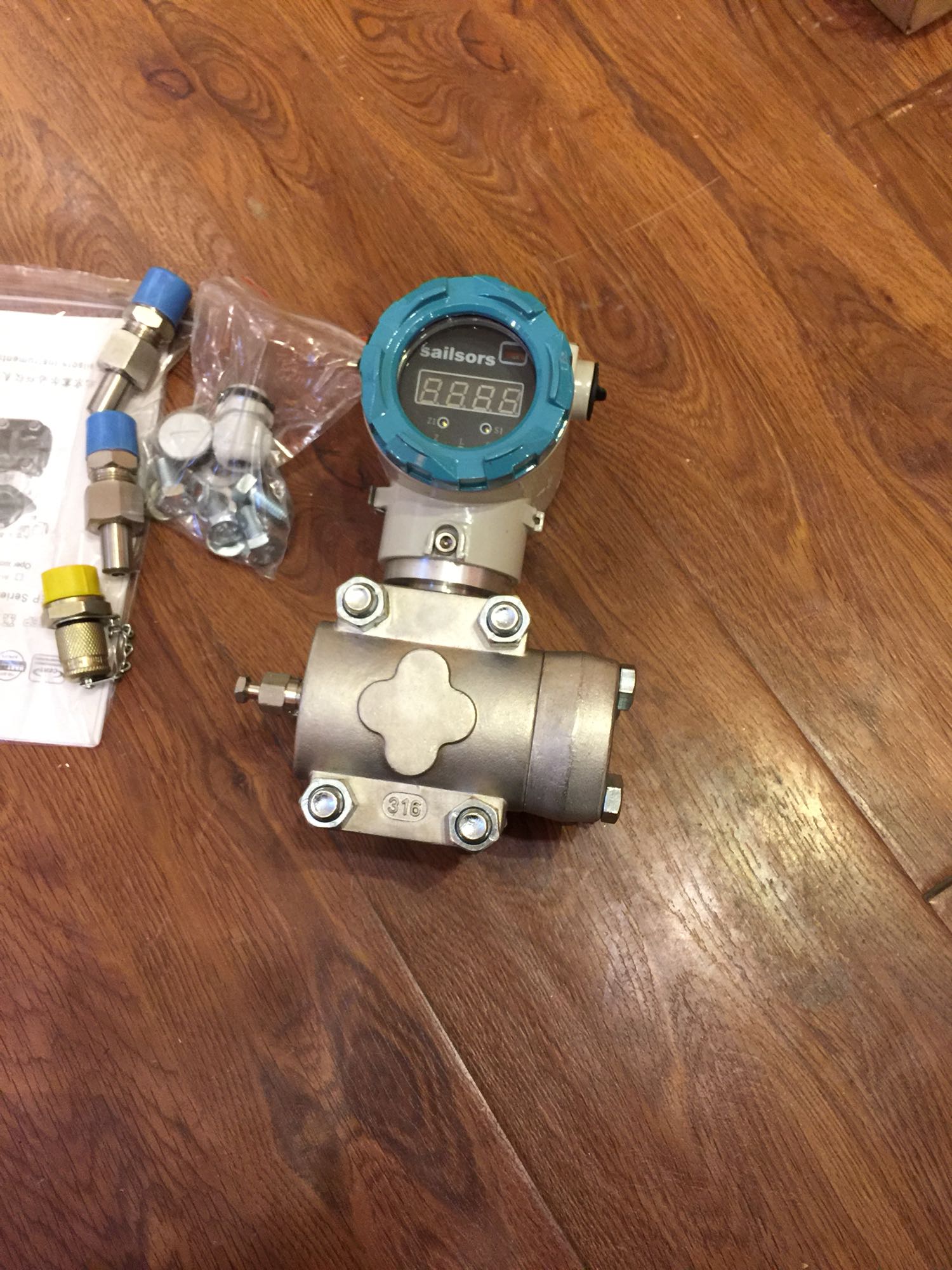 Stock, Sailsors, B0807, 0-35KPA 4-20MA 15-36VDC, New