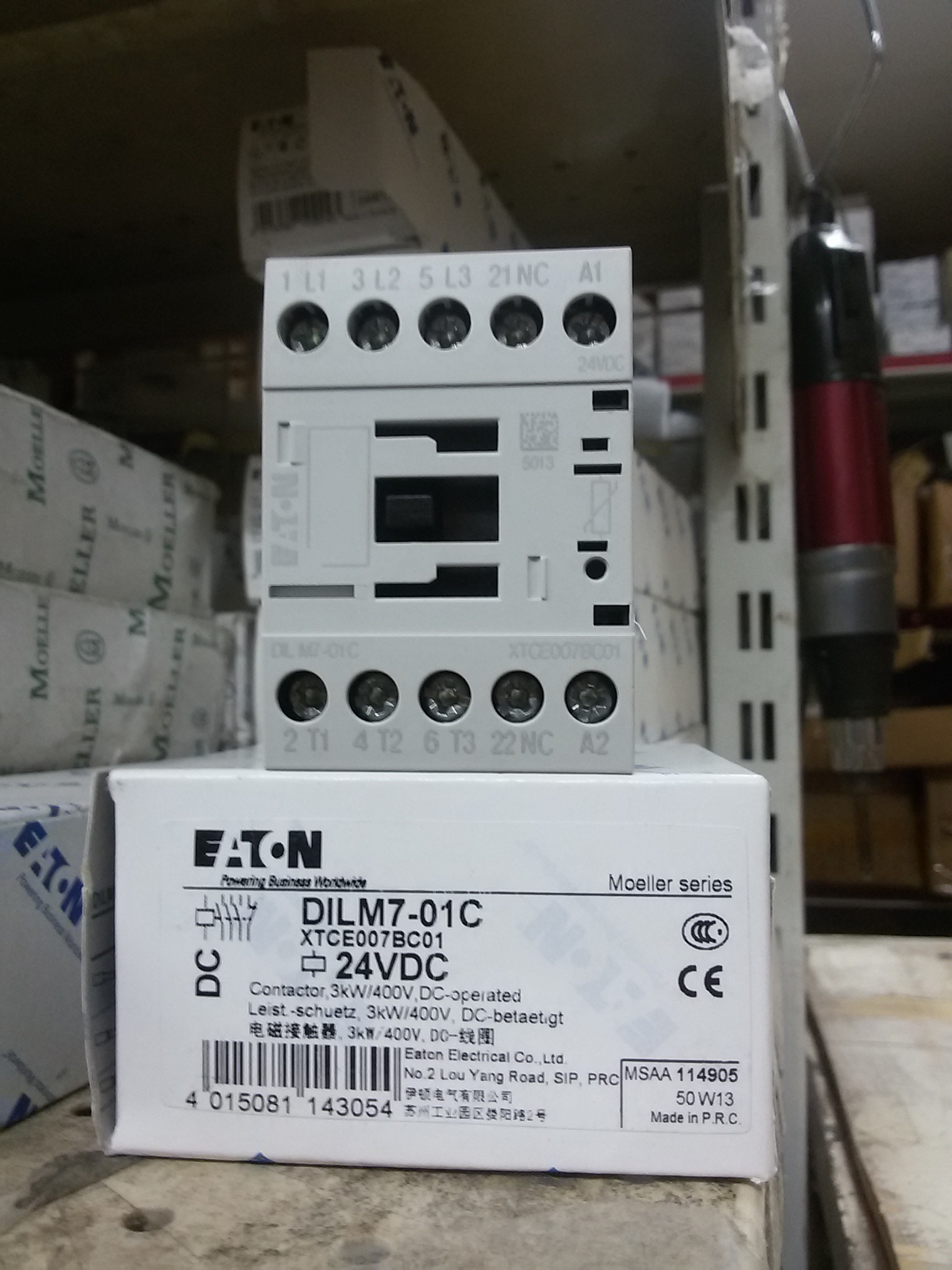 Stock, Moeller, DILM7-01C, 24VDC, New