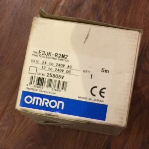 Stock, Omron, E3JK-R2M2, New