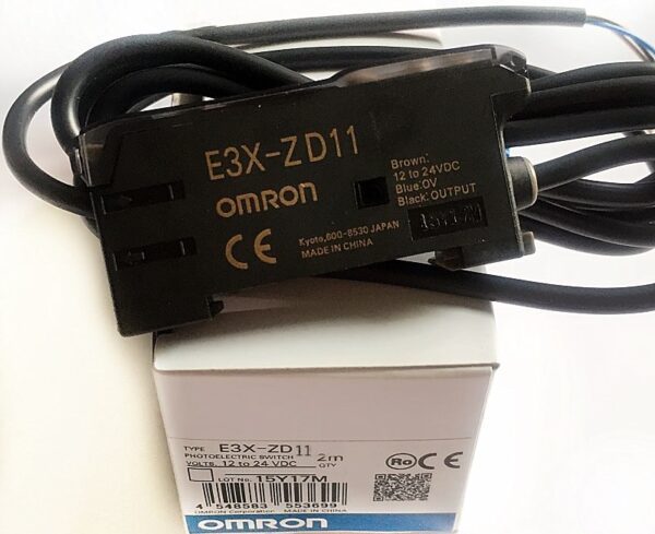 Stock, Omron, E3X-ZD11, New