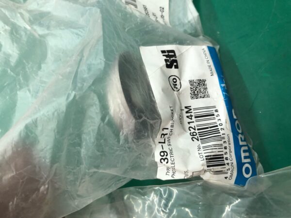 Stock, Omron, F39-LR1, New