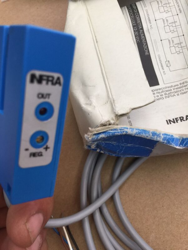 Stock, INFRA REFLEX NFRA F02 PNP, Sensor, New - 图片 2