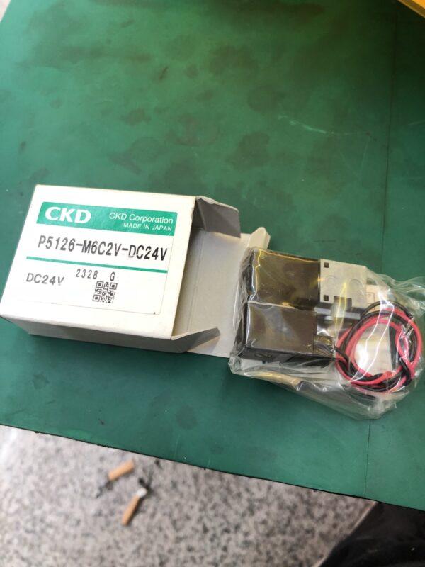 Stock, CKD, P5126-M6C2V-DC24V, New
