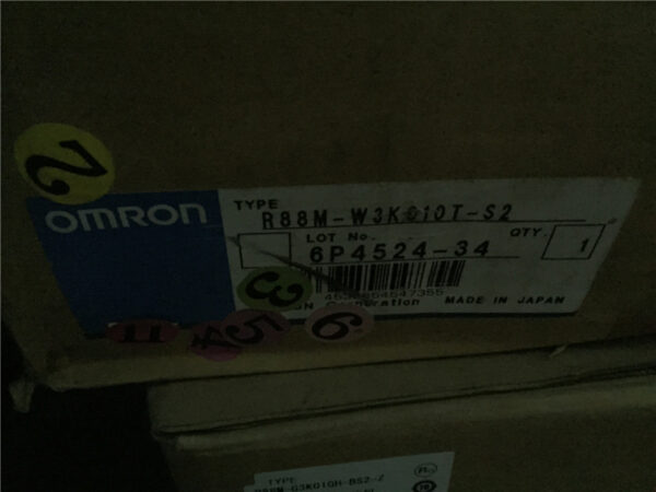 Stock, Omron, R88M-W3K010T-S2, Servo Motor, New
