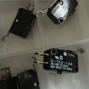 Stock, Omron, V-154-1A6, New