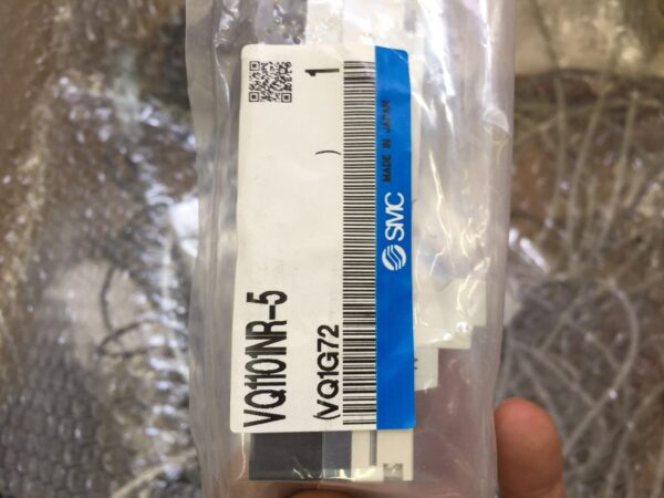 Stock, SMC, VQ1101NR-5, New