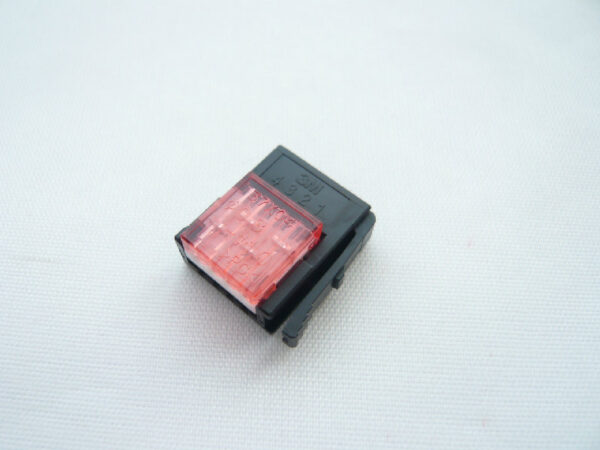 Stock, IDC Connector 24-26AWG, 4Pin, 37104-3101-000FL, New and original 3M
