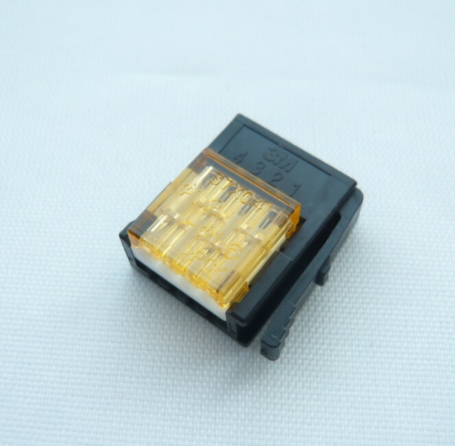 Stock, Connector 24-26AWG, 4Pin, 37104-3163-000FL, New and original 3M
