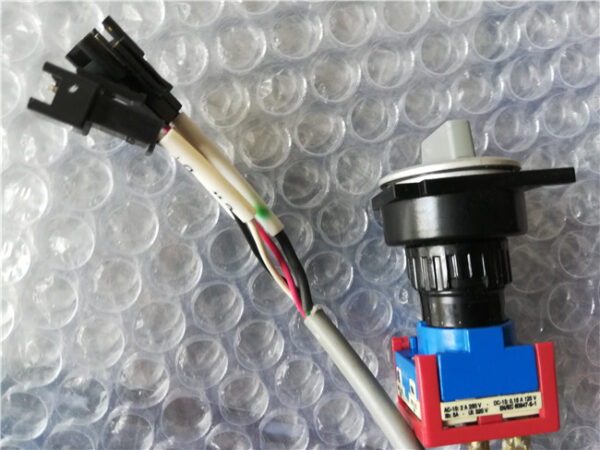 Stock, KGB-M3992-00X / KGB-M3992-003, EAO Selector Switch, 61-8410.22 - 图片 3