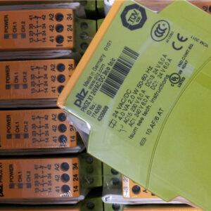 Stock, PILZ  PNOZ X1 24VDC 3n/o 3n/c, 774300 ,New