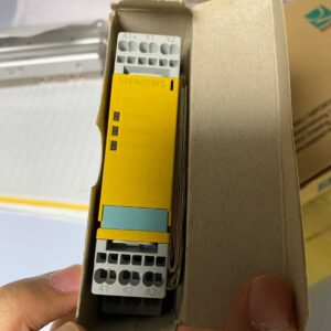 Stock, Siemens, Safety Relay, 3TK2821-2CB30, New