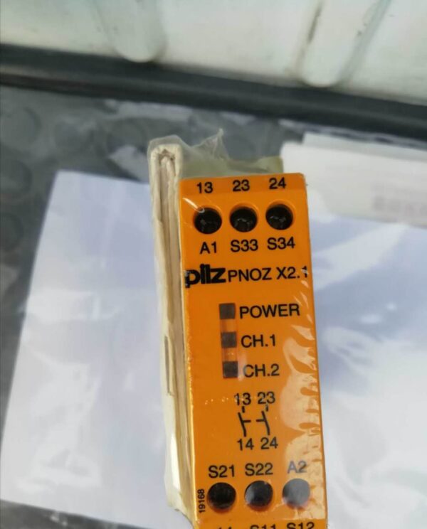 Stock, PNOZ X2.1 24VAC/DC 2n/o, Pilz, 774306, New