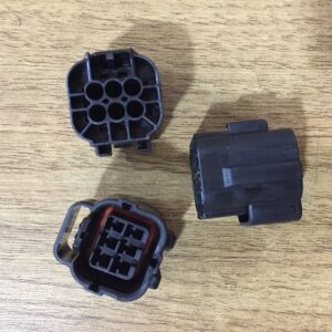 Stock TE Connector 368530-1