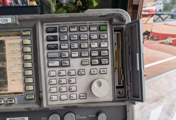Agilent E4411B, Used - 图片 5
