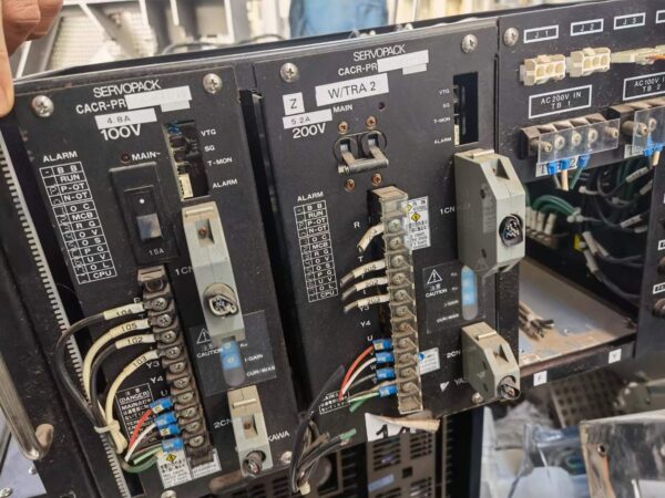 Yaskawa Servo Drive, CACR-PR07AC3FRY118, Used